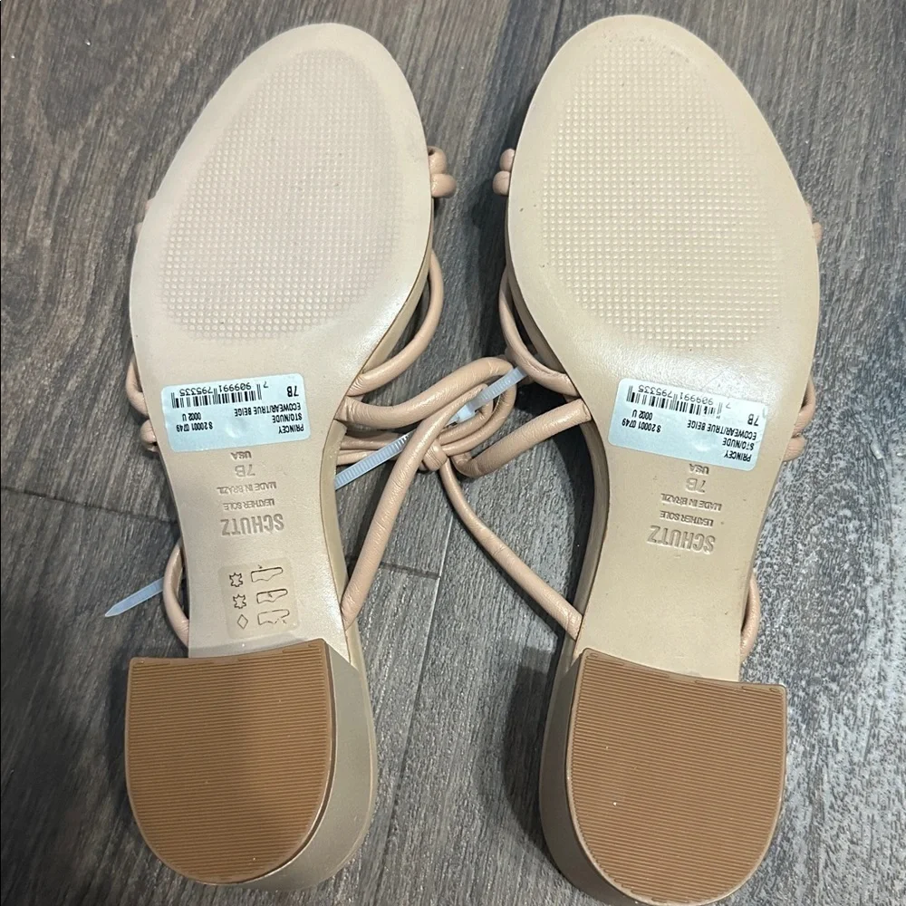 NEW! Schutz Princey Straps Sandal - Size 7 👠